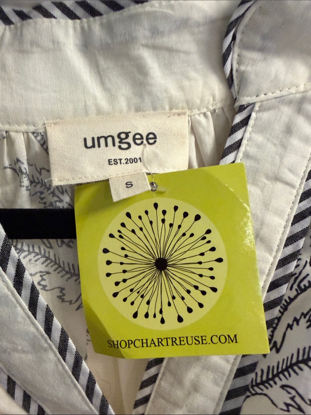 Umgee Cream Short-Sleeve Floral Button-Down Shirt - Picture 3 of 5